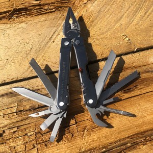 LEATHERMAN SUPER TOOL 300. Обзор супермощного мультитула.